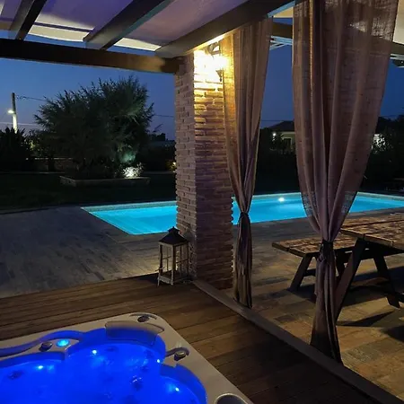 Palazzo Di P Villa, World 5th Award
