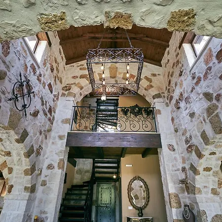 Villa Palazzo Di P Villa, World 5th Award *